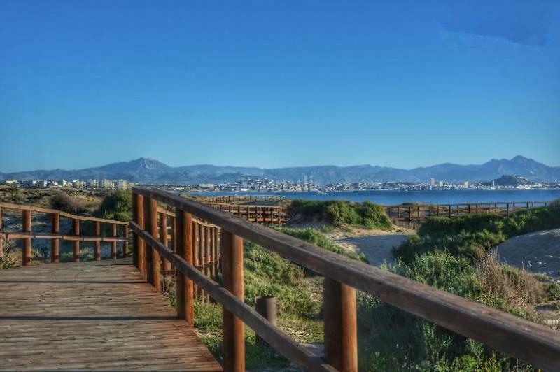 Апартаменты Apartamento Con Terraza 50M2，500M A La Playa Ареналес-дель-Соль Экстерьер фото